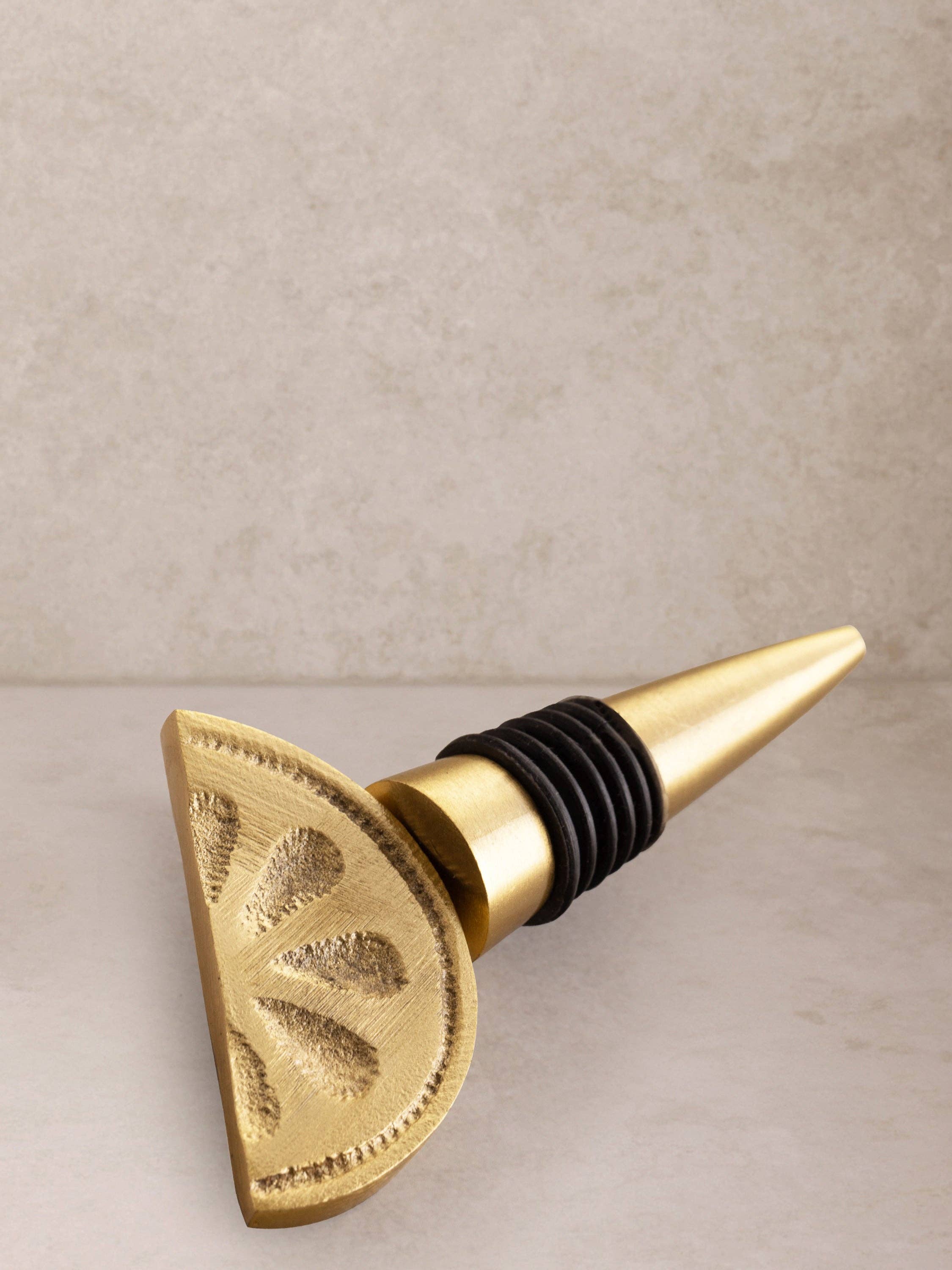 Gauri Kohli: Trellis Wine Bottle Stopper - 4.5" x 2" - Image 3